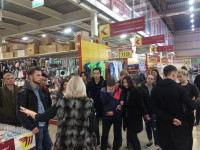 Field trip in "Magnum Cash & Carry"